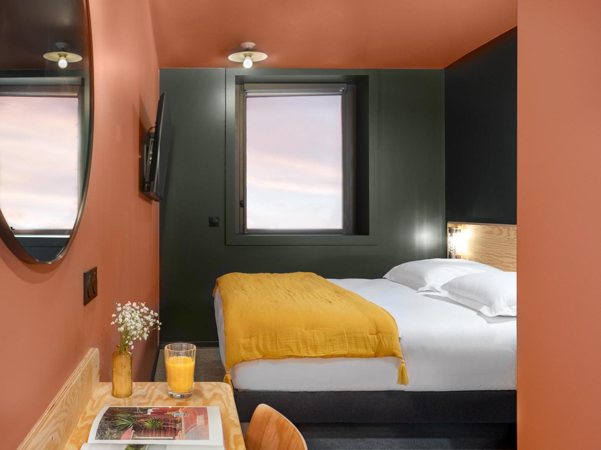 Eklo Bordeaux Centre Bastide Hotel Eksteriør billede